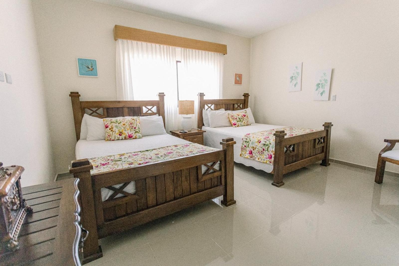 Guacamayos Hotel Bonao Buitenkant foto