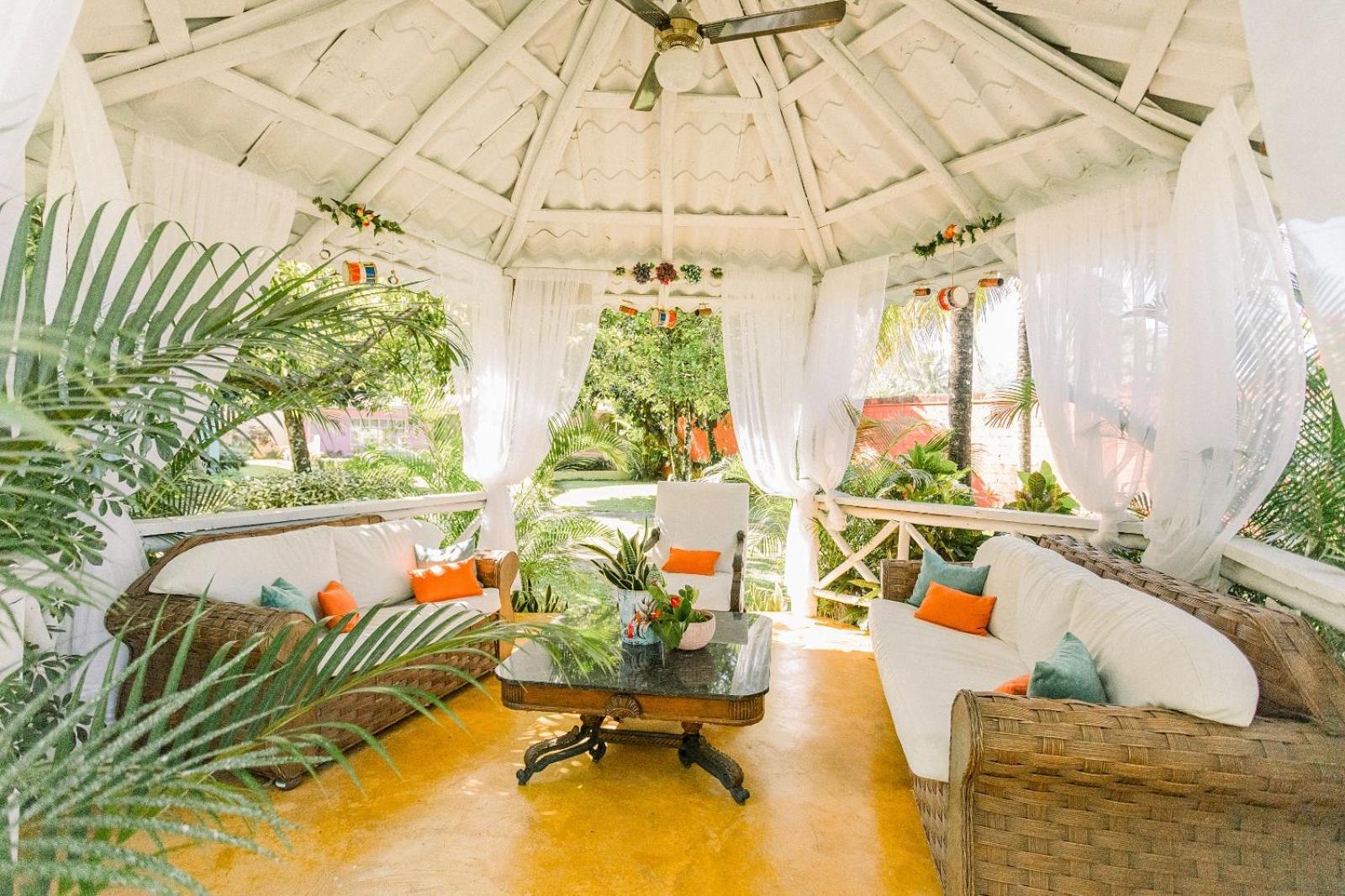 Guacamayos Hotel Bonao Buitenkant foto