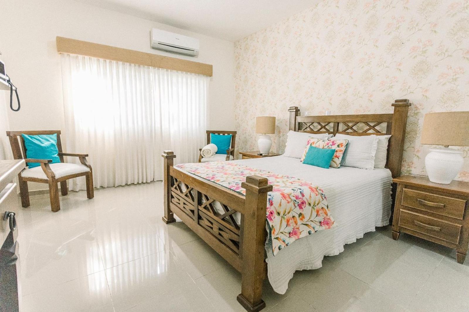 Guacamayos Hotel Bonao Buitenkant foto